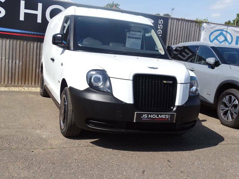 LEVC VN5 Mpv White #8