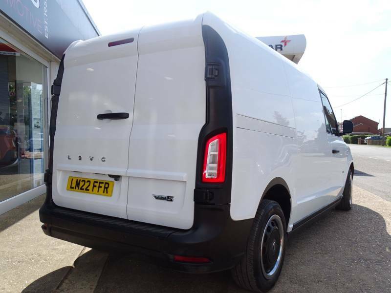 LEVC VN5 Mpv White #12