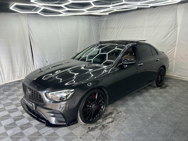 Mercedes-Benz E Class 2.0 E220dh Mhev Amg Line Night Edition Premium Pl FJ23VFU Black #3