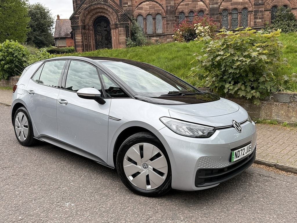 Volkswagen ID.3 Pro Performance 58Kwh Life Hatchback ND72JUE Silver #6