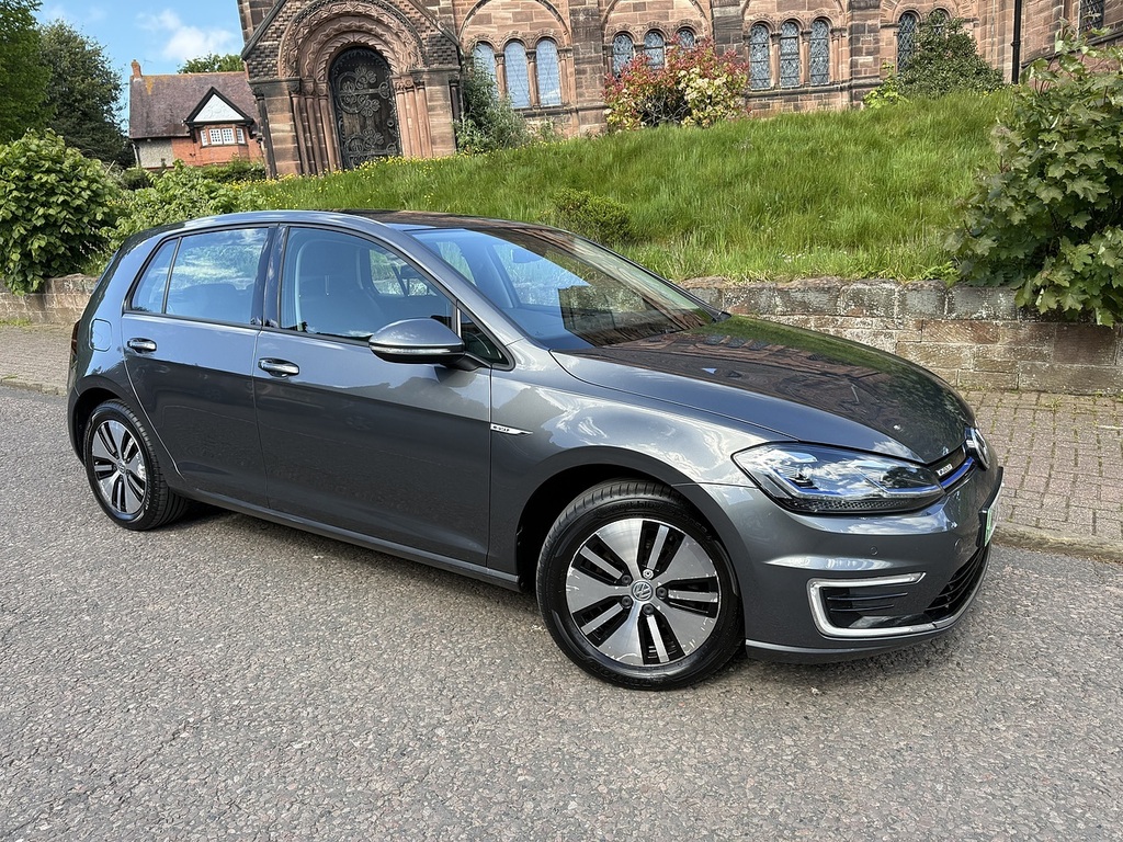 Volkswagen e-Golf 35.8Kwh E-golf Hatchback 136 Ps Grey