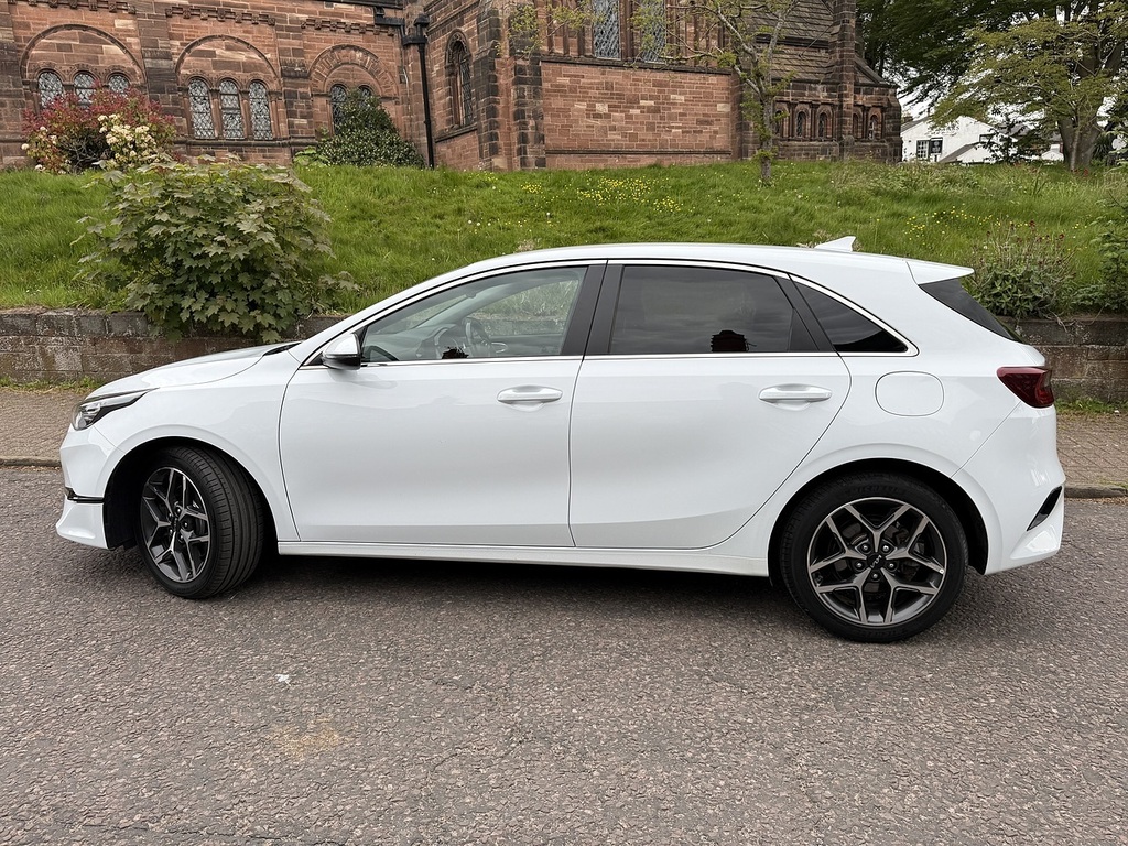 Kia Ceed 1.5 T-gdi 3 Hatchback Euro 6 S RJ71FVR White #5