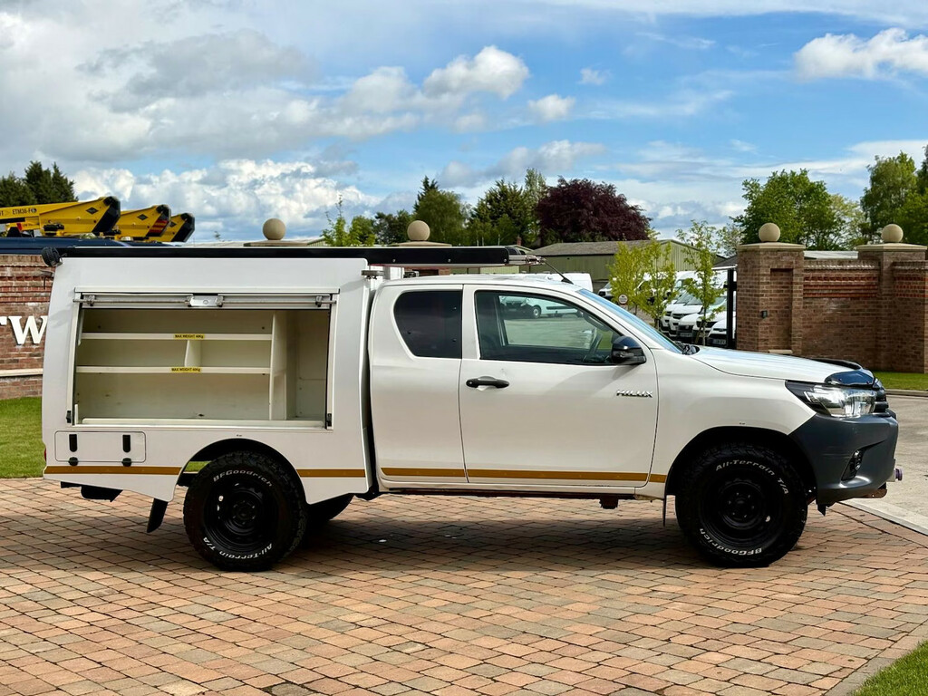 Toyota HILUX Diesel MX68BZA #6