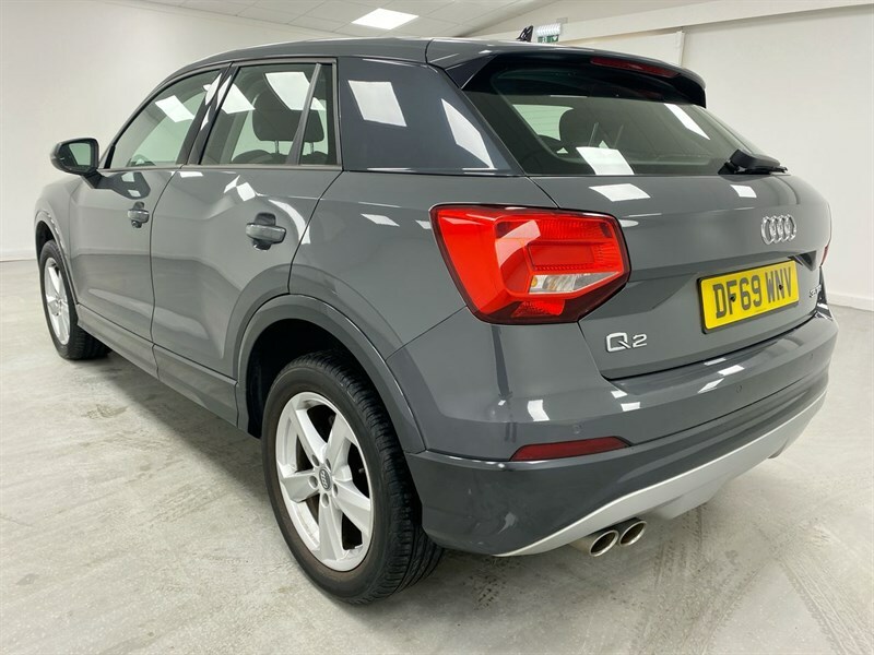 Audi Q2 35 Tfsi Sport S Tronic DF69WNV Grey #3