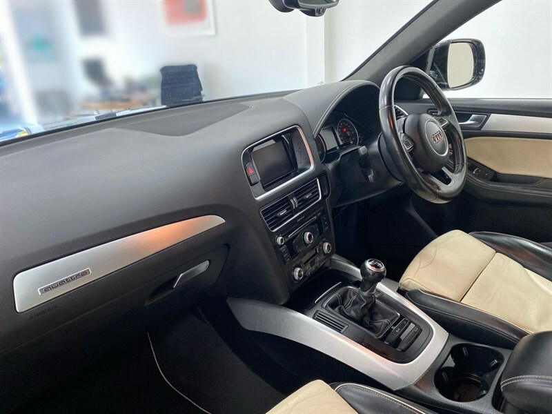 Audi Q5 2.0T Fsi Quattro S Line Black #2