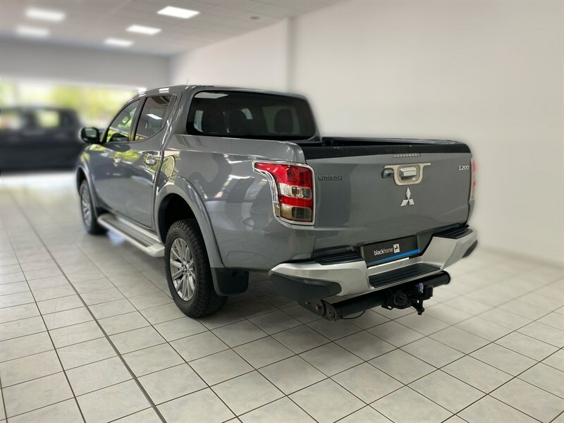 Mitsubishi L200 Double Cab Di-d 178 Barbarian 4Wd SR68LHH Grey #3