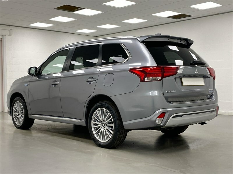 Mitsubishi Outlander 2.4 Phev 4H Grey #3