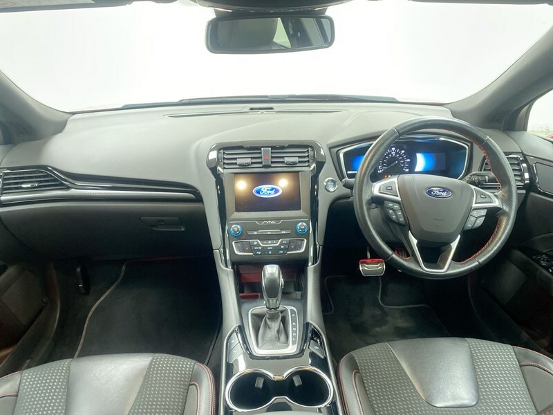 Ford Mondeo 2.0 Hybrid St-line Edition Red #4