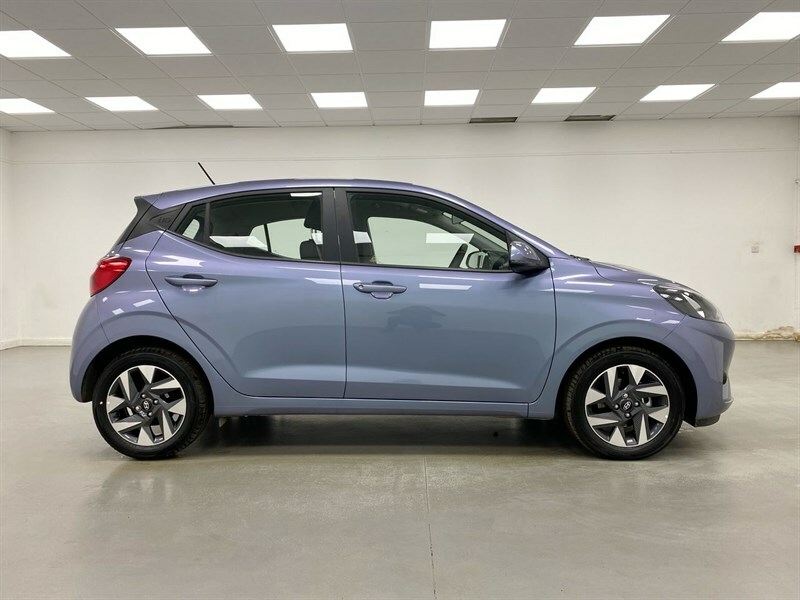 Hyundai I10 1.0 63 Advance Nav DN26YSF Blue #5