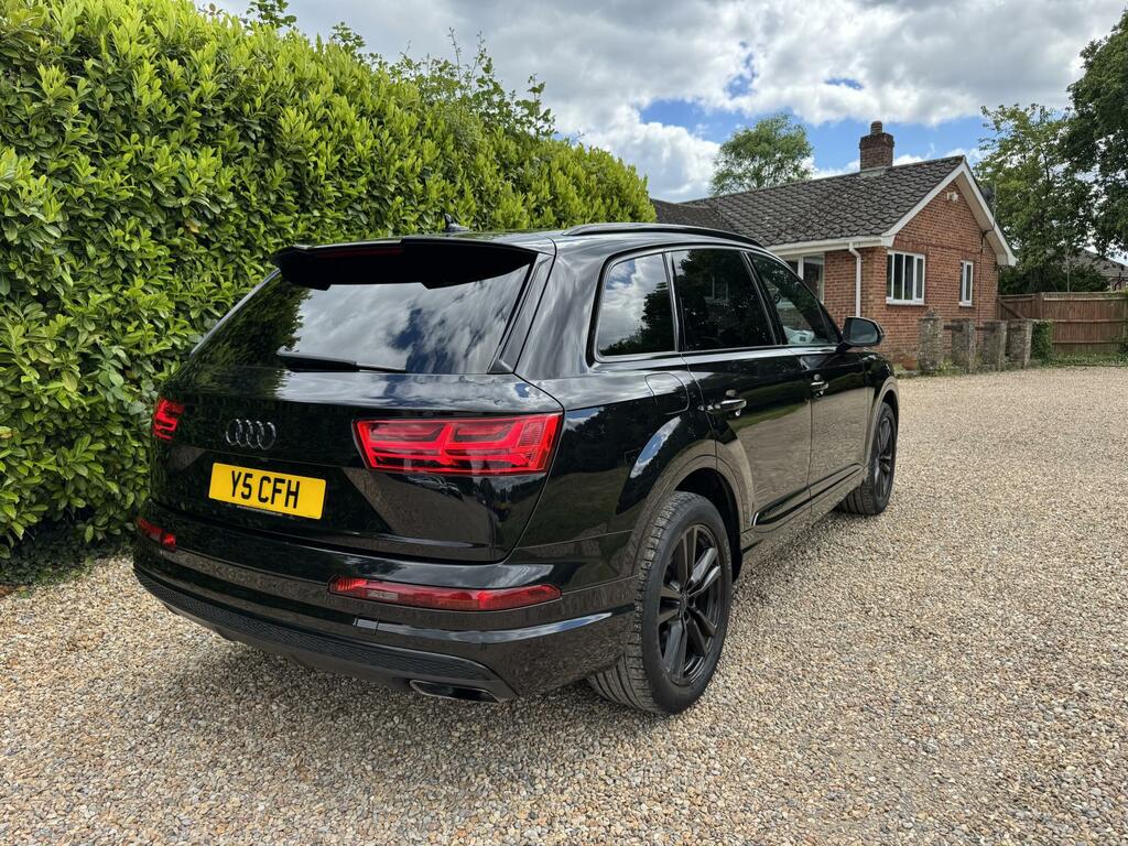Audi Q7 3.0 Tdi V6 S Line Suv Tiptronic Quattro  Black #2
