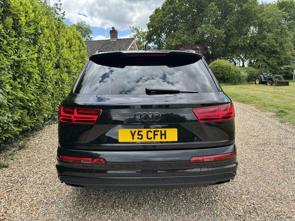 Audi Q7 3.0 Tdi V6 S Line Suv Tiptronic Quattro  Black #3