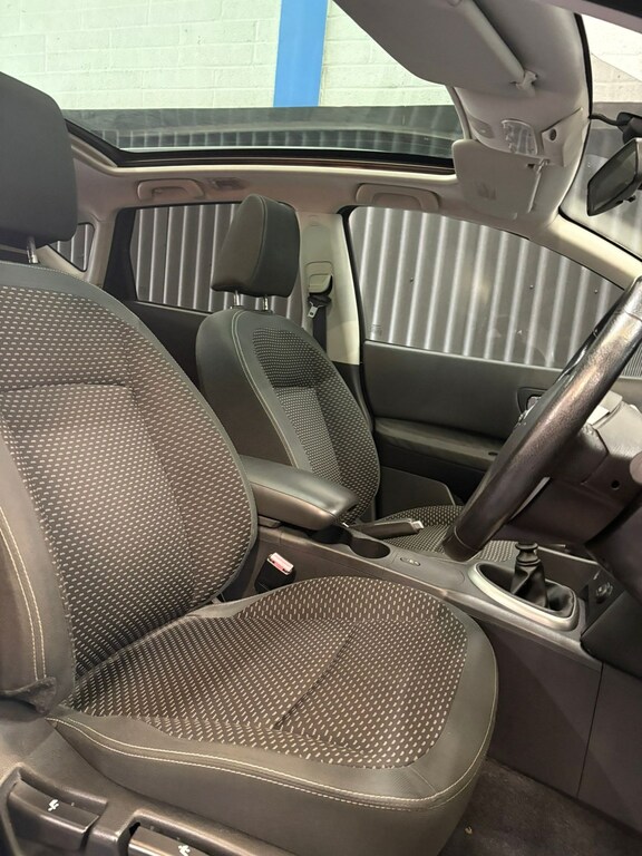 Nissan Qashqai  Black #11