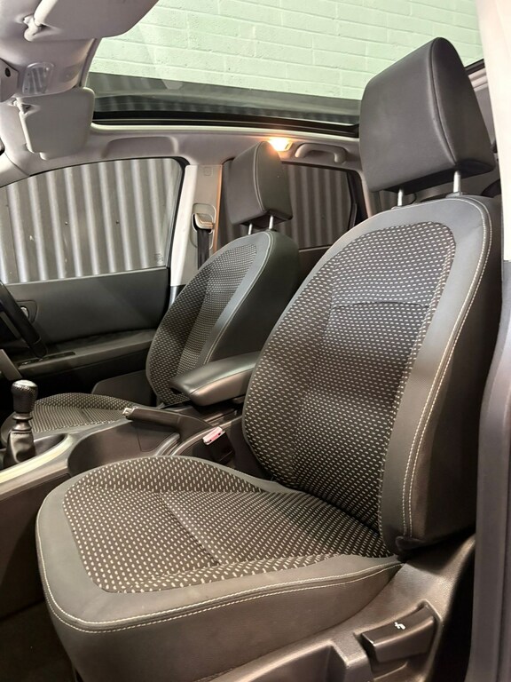 Nissan Qashqai  Black #13