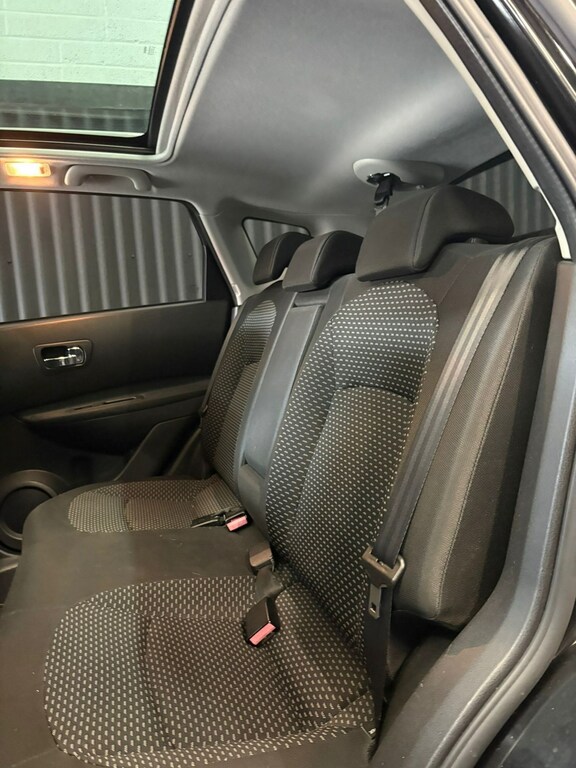 Nissan Qashqai  Black #16