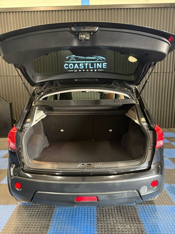 Nissan Qashqai  Black #23