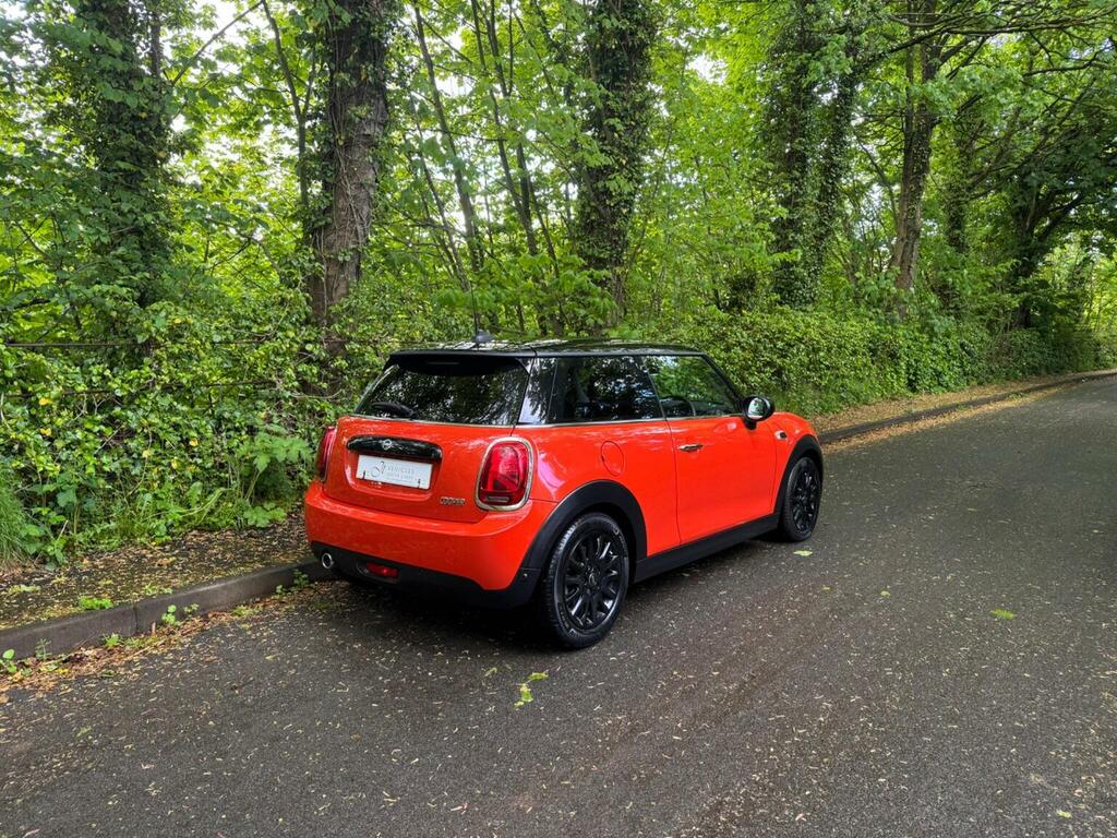 Mini Hatch Hatchback 1.5 Cooper Classic Euro 6 Ss 201 PJ69BNF Orange #5