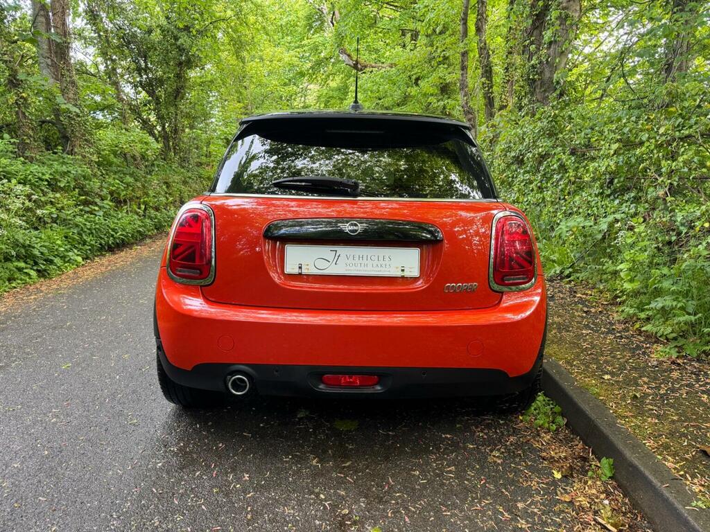 Mini Hatch Hatchback 1.5 Cooper Classic Euro 6 Ss 201 PJ69BNF Orange #4