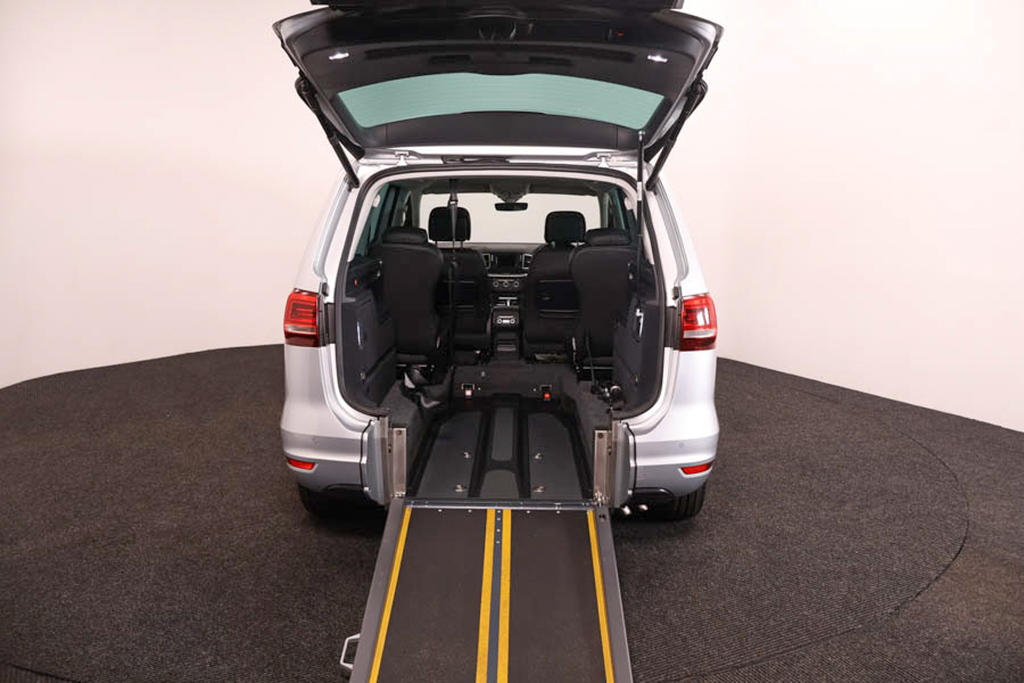 Volkswagen Sharan 1.4 Tsi Se Nav Dsg Silver #5
