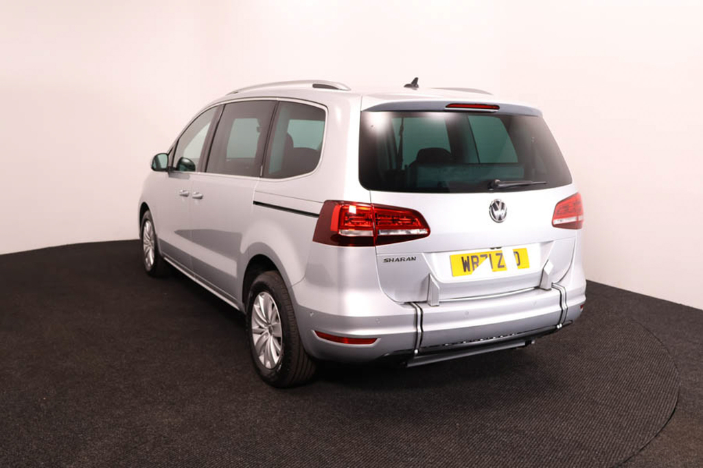 Volkswagen Sharan 1.4 Tsi Se Nav Dsg Silver #4