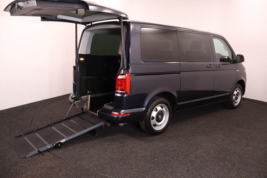 Volkswagen Caravelle T6 Shuttle 2.0 Tdi 150 Se Drivertransfer Dsg Blue #2
