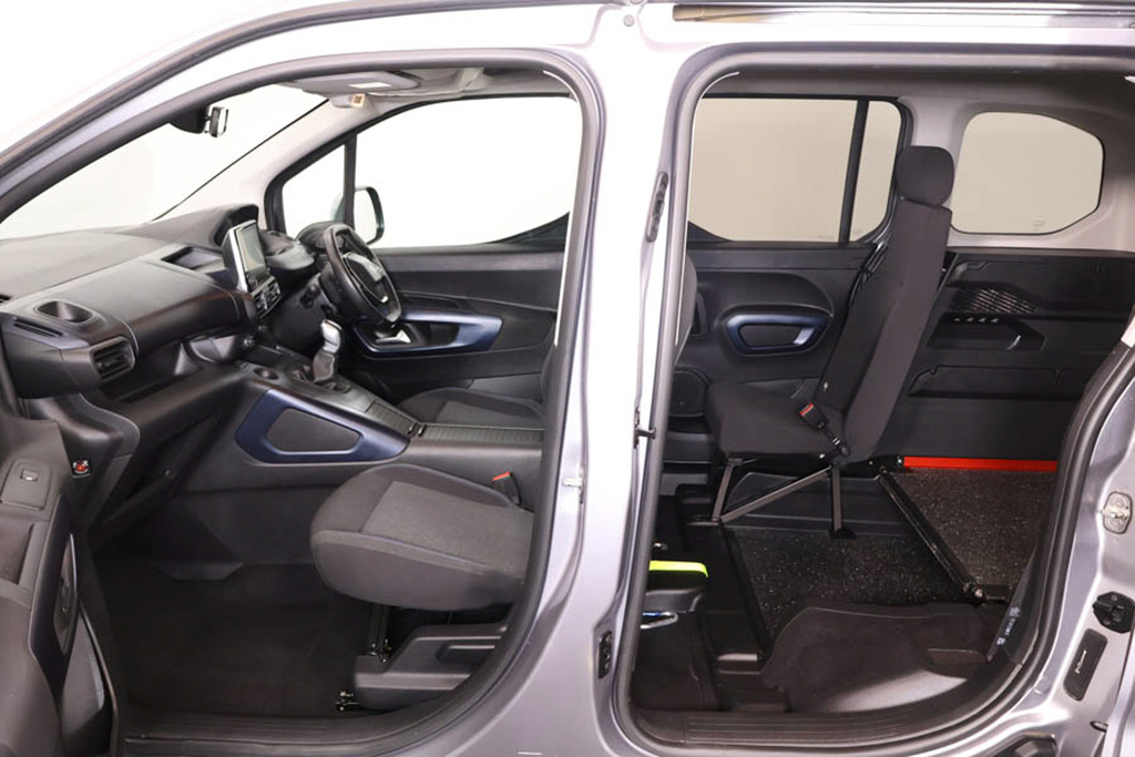 Peugeot Rifter 1.5 Bluehdi Allure Premium SF19CYL Beige #5