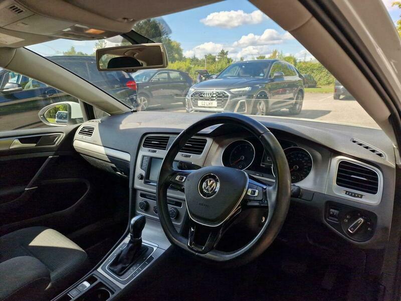Volkswagen Golf 1.4 Tsi Bluemotion Tech GK65XNY White #2