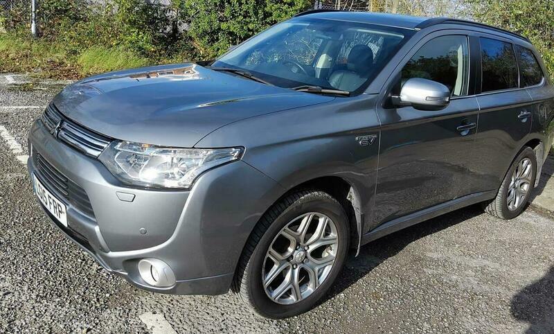 Mitsubishi Outlander 2.0H 12Kwh Gx4h Cvt Grey