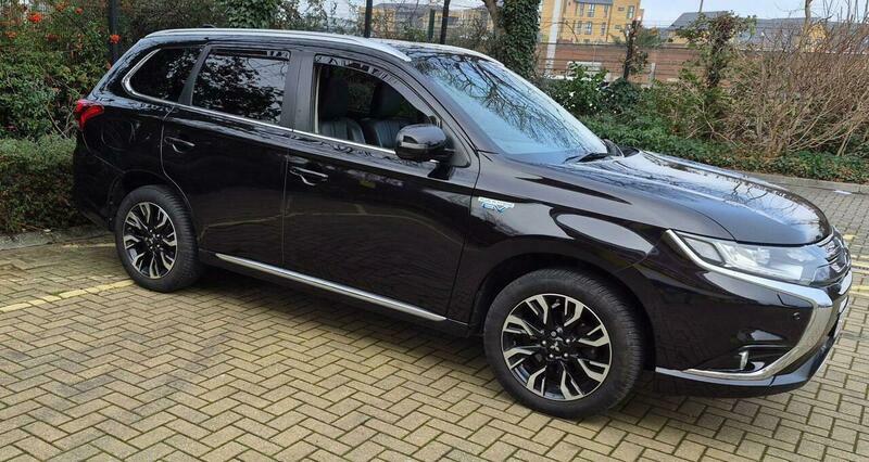 Mitsubishi Outlander 2.0H 12Kwh Gx4hs Suv DL65OXZ Black #4