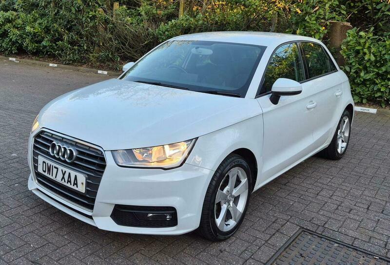 Audi A1 1.0 Tfsi Sport Sportback White