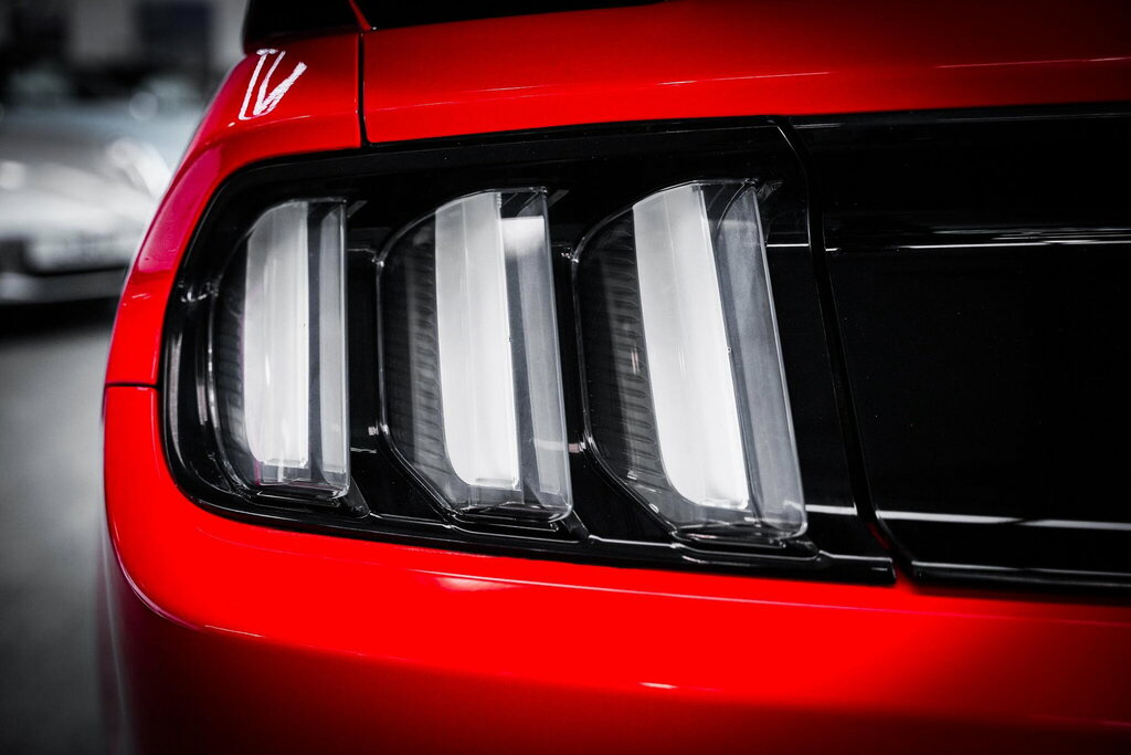 Ford Mustang Fastback Gt 5.0 V8 416Ps Red #31