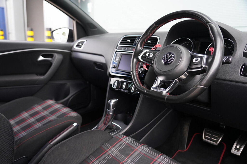 Volkswagen Polo 1.8 Tsi Gti Dsg Euro 6 Ss WL17AAO #2