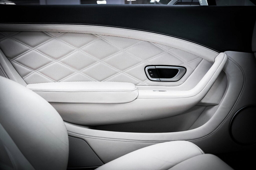 Bentley Continental Gt 6.0 W12 Speed Silver #46