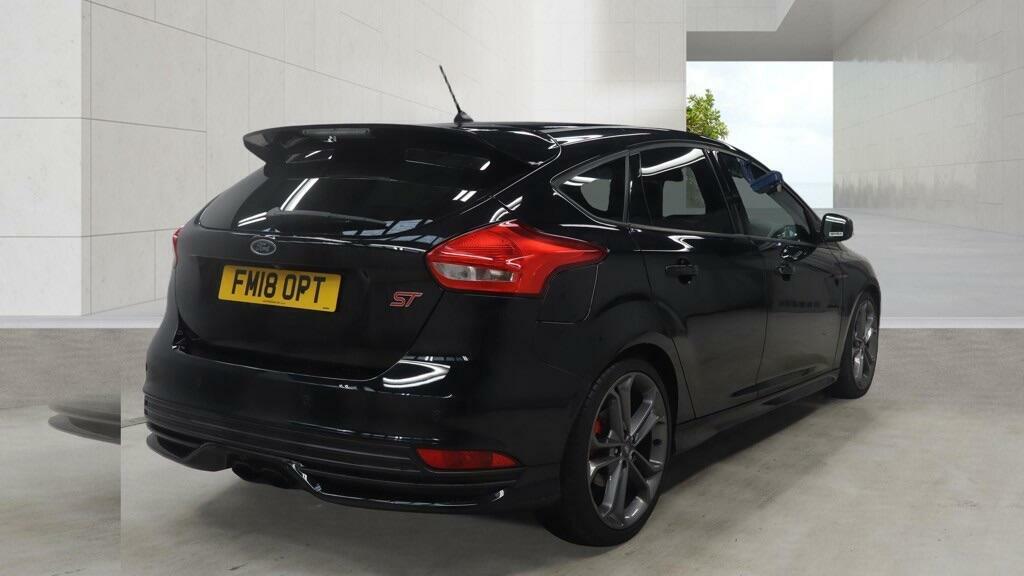 Ford Focus 2.0T Ecoboost St-3 Euro 6 Ss Black #4