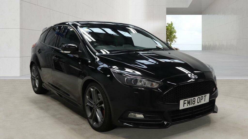 Ford Focus 2.0T Ecoboost St-3 Euro 6 Ss Black