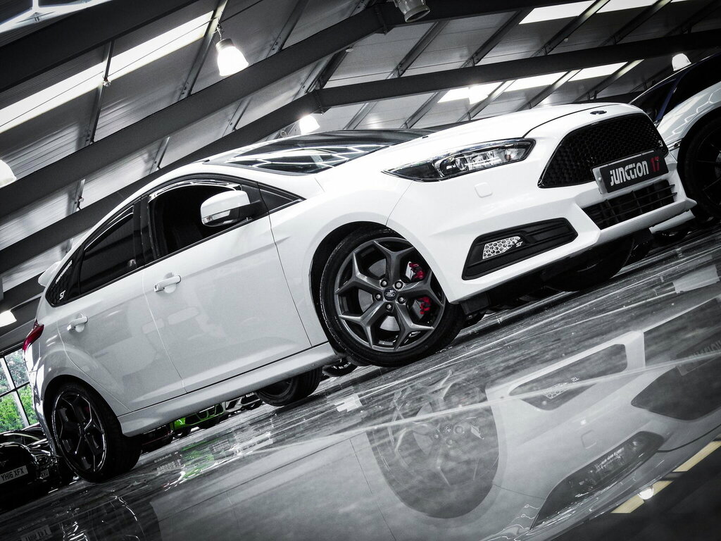 Ford Focus 2.0T Ecoboost St-3 Euro 6 Ss LP16YKK #2