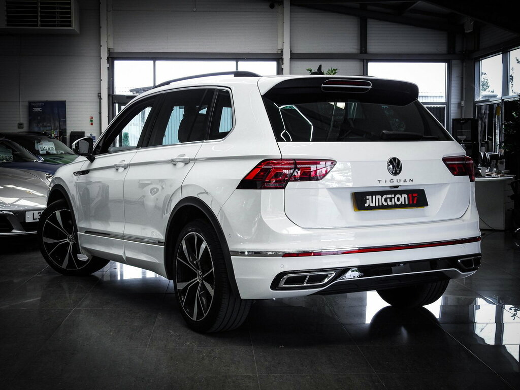 Volkswagen Tiguan 1.5 Tsi R-line Dsg Euro 6 Ss LT21WZK  #3