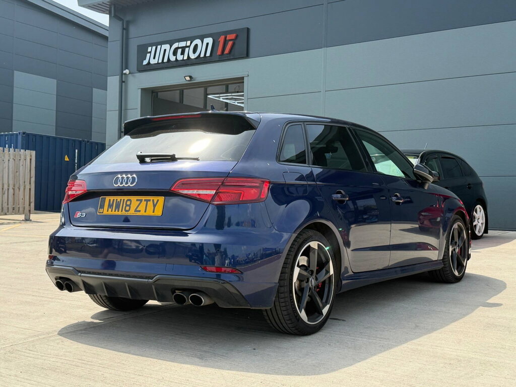 Audi S3 2.0 Tfsi Black Edition Sportback S Tronic Quattro MW18ZTY Blue #2