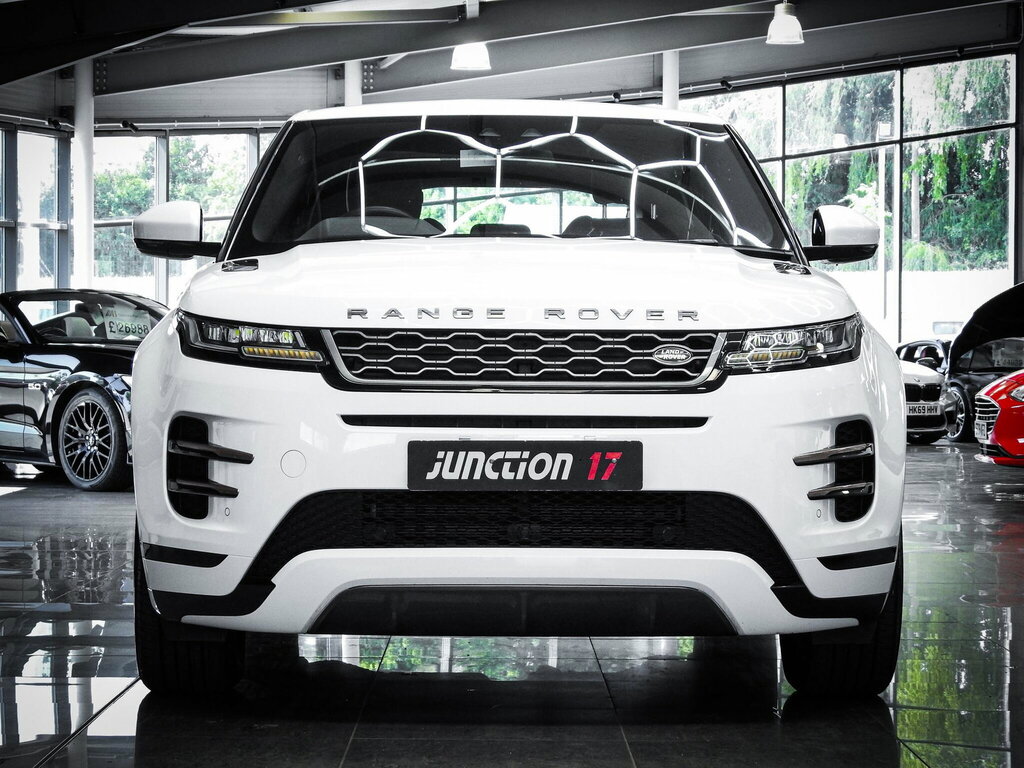 Land Rover Range Rover Evoque 2.0 D150 R-dynamic Fwd Euro 6 Ss MM69FEJ White #6
