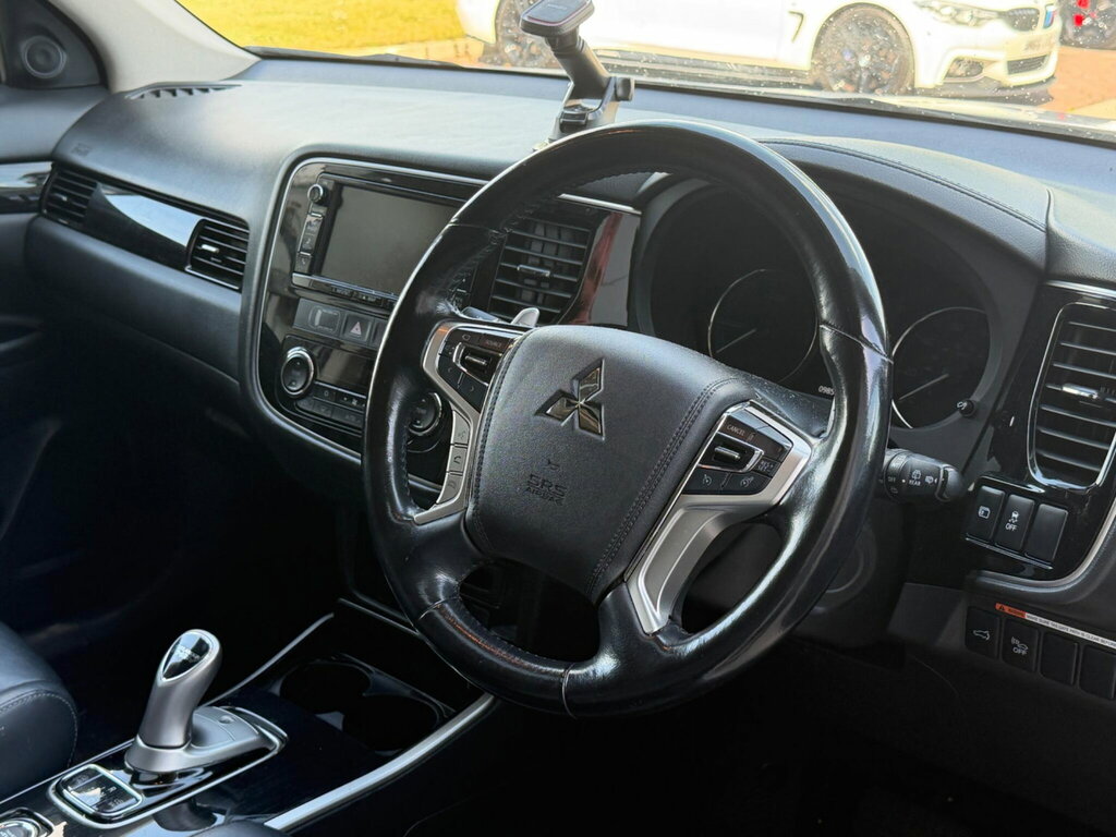 Mitsubishi Outlander 2.0H 12Kwh 4H Cvt 4Wd Euro 6 Ss X22JGW #2