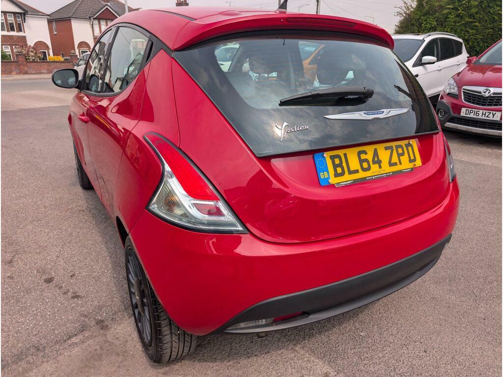 Chrysler Ypsilon 1.2 Silver Euro 6 Red #5