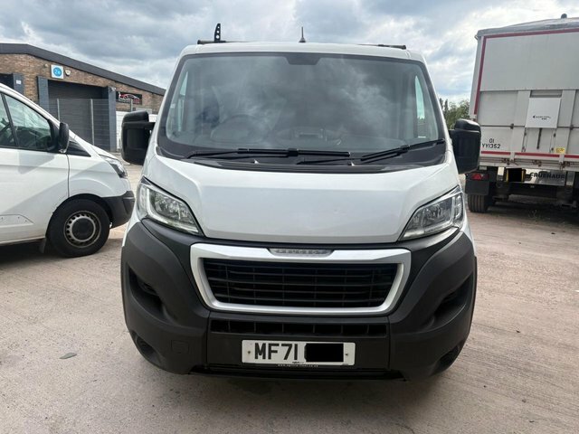 Peugeot Boxer 2.2L 162 Bhp White