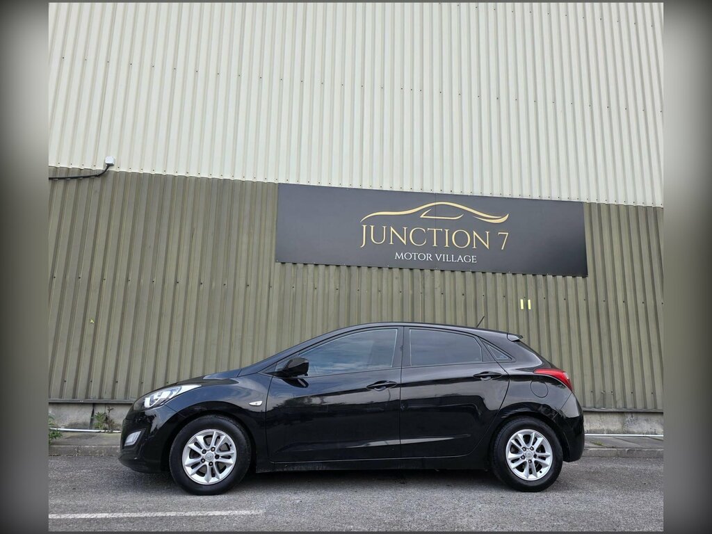 Hyundai I30 1.6 Crdi Blue Drive Active Euro 5 Ss Black