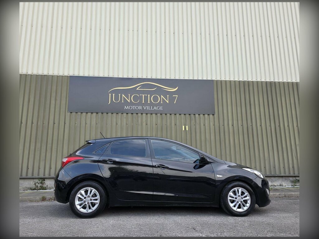 Hyundai I30 1.6 Crdi Blue Drive Active Euro 5 Ss Black #3