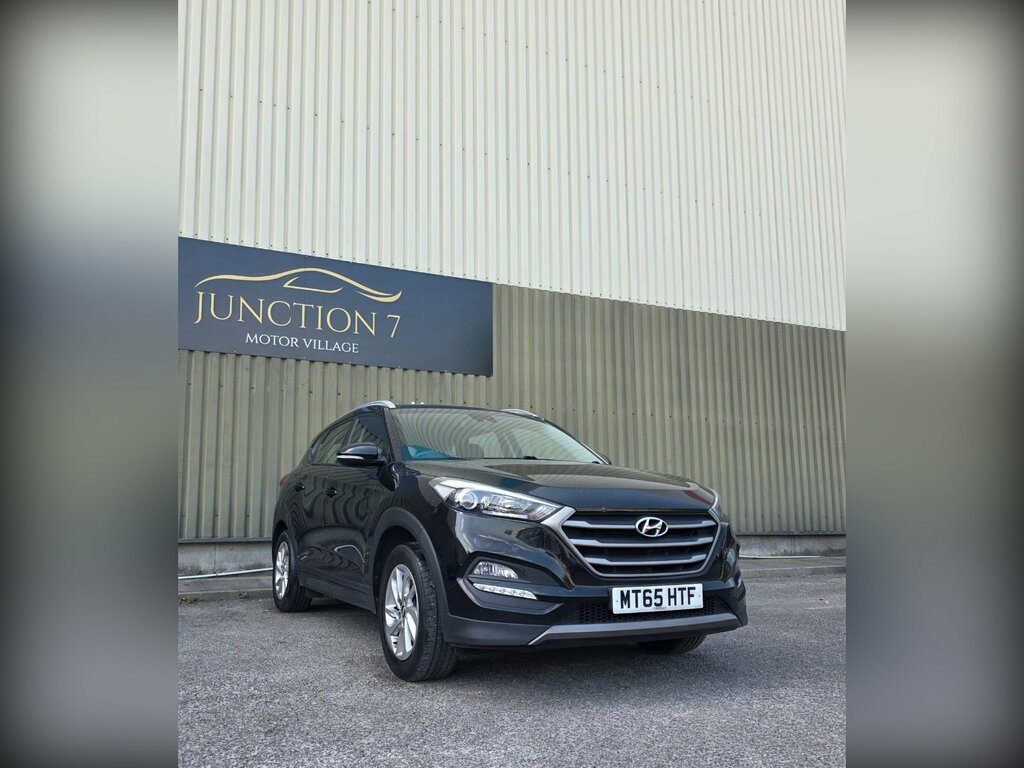 Hyundai Tucson 1.7 Crdi Blue Drive Se Nav Euro 6 Ss MT65HTF Black #5