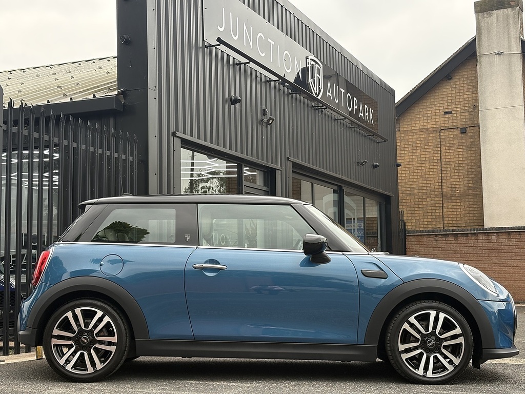 Mini Hatch Cooper Exclusive DA22GNU Blue #5