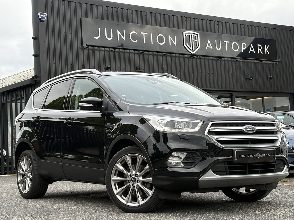 Ford Kuga T Ecoboost Titanium X Edition Black