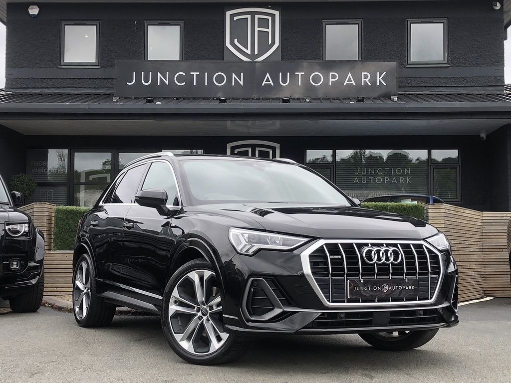 Audi Q3 Tfsi S Line Black
