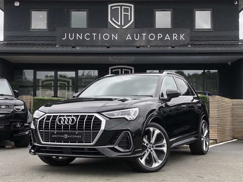 Audi Q3 Tfsi S Line CX69LMM Black #2