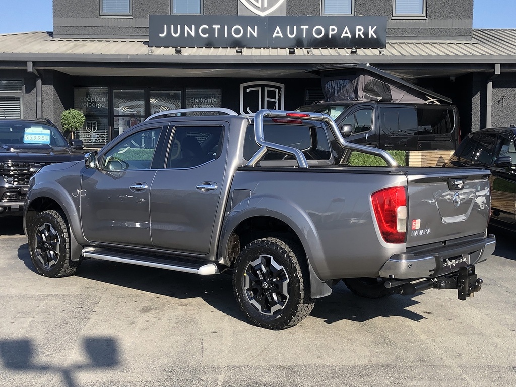 Nissan Navara Dci Tekna Grey #3