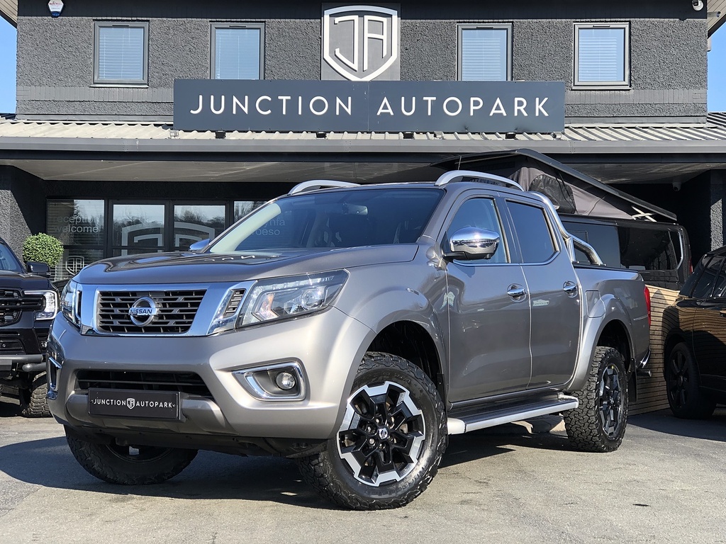 Nissan Navara Dci Tekna Grey #2